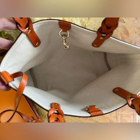 GUCCI Diamante Canvas and Golden Leather Tote with Pouch - Picture 8 of 14